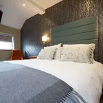 Bed & Breakfast Nevins Newfield Ltd