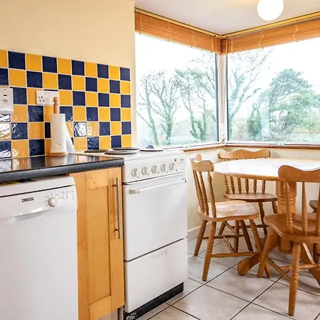 Bed & Breakfast Nevins Newfield Ltd *