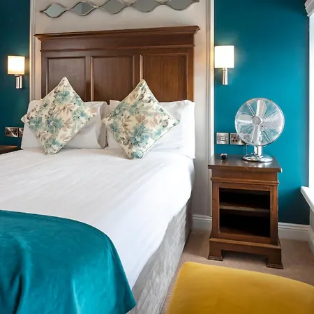 Nevins Newfield Ltd Bed & Breakfast