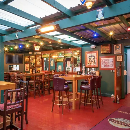 Bed & Breakfast Nevins Newfield Ltd